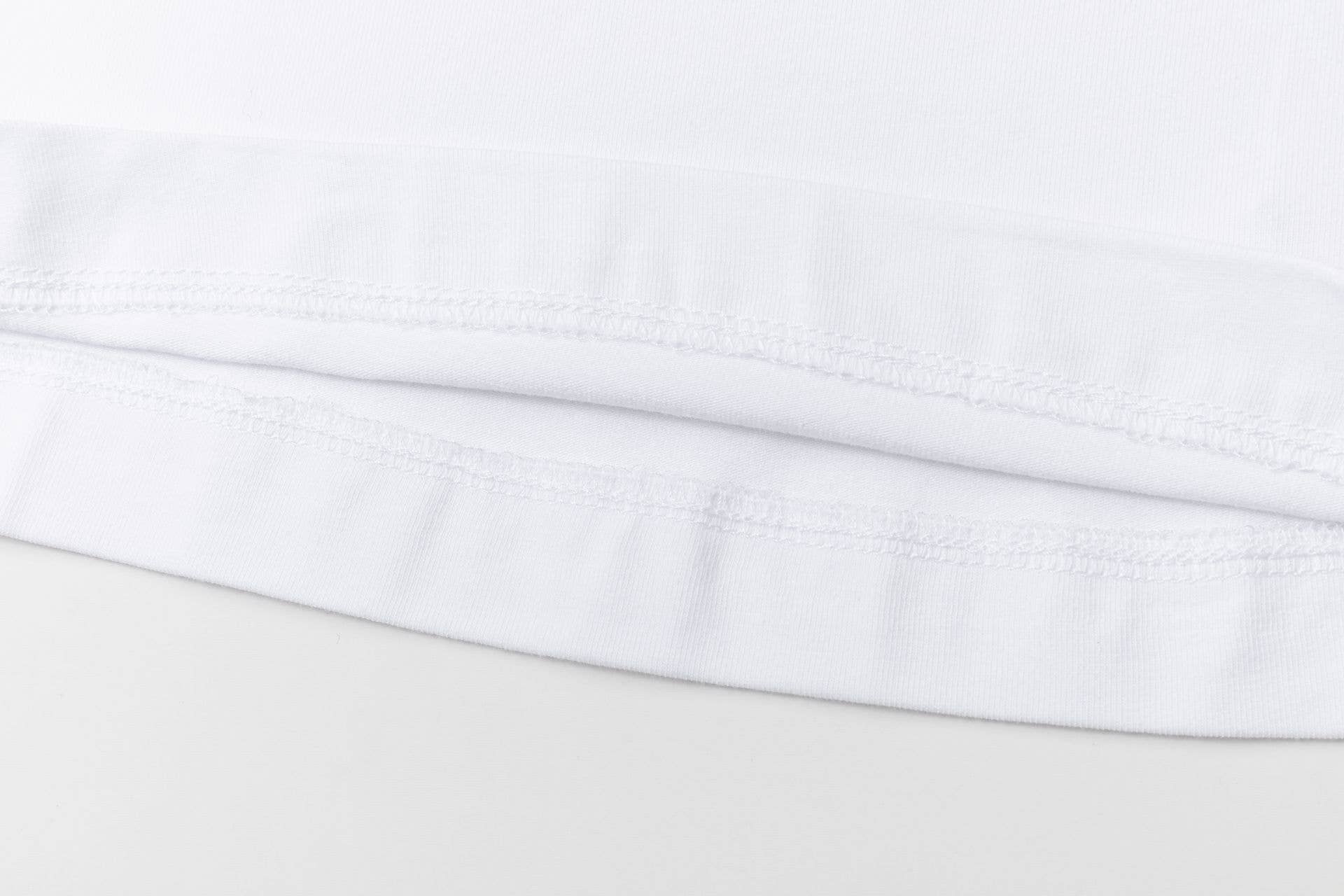 Wit basic T-shirt met volantmouwen